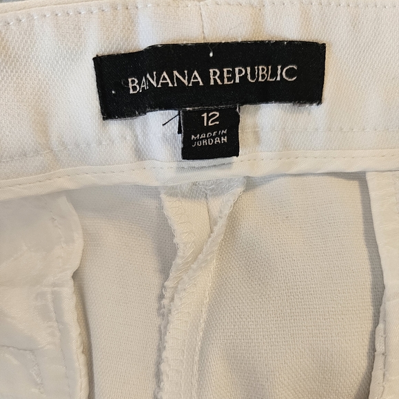 Banana Republic White Flat Front Shorts Size 12 with 4.5 Inch Inseam - Picture 3 of 4